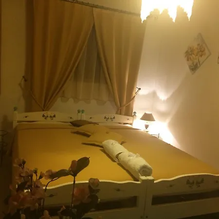 לינה וארוחת בוקר Sa Mariposa