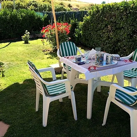 Bed & Breakfast Sa Mariposa Ittiri