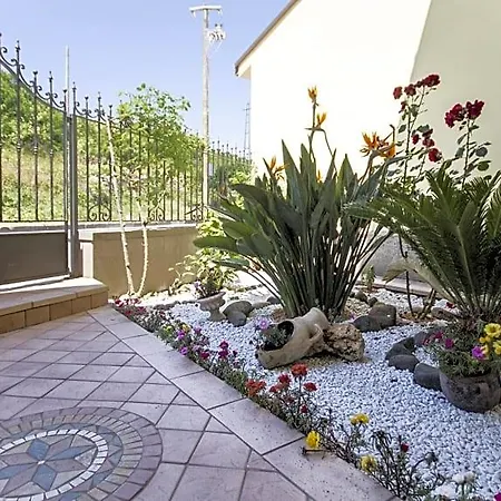 Bed & Breakfast Sa Mariposa